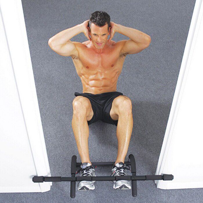 Total Upper Body Workout Bar Door Kuntosali