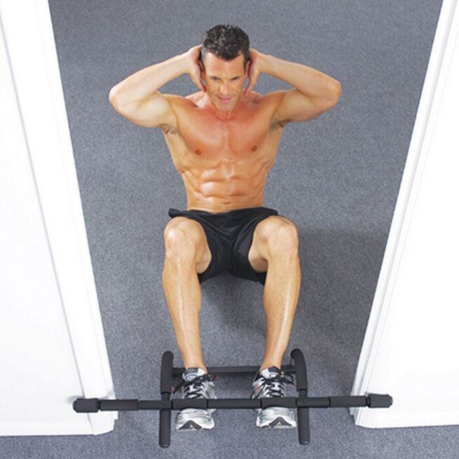 Total Upper Body Workout Bar Door Kuntosali