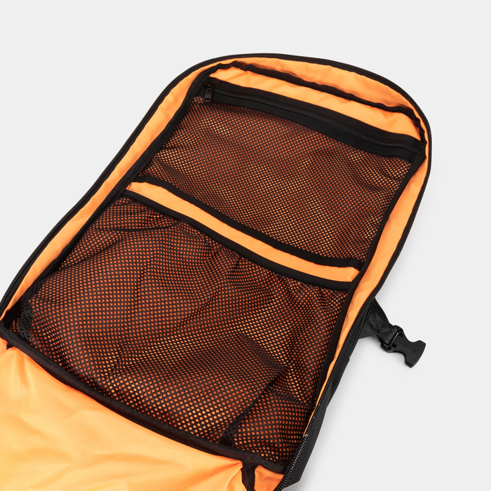 Pro Series Reppu Musta 45 L