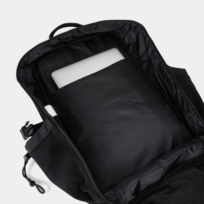Hero 3.0 Reppu Musta 45 L
